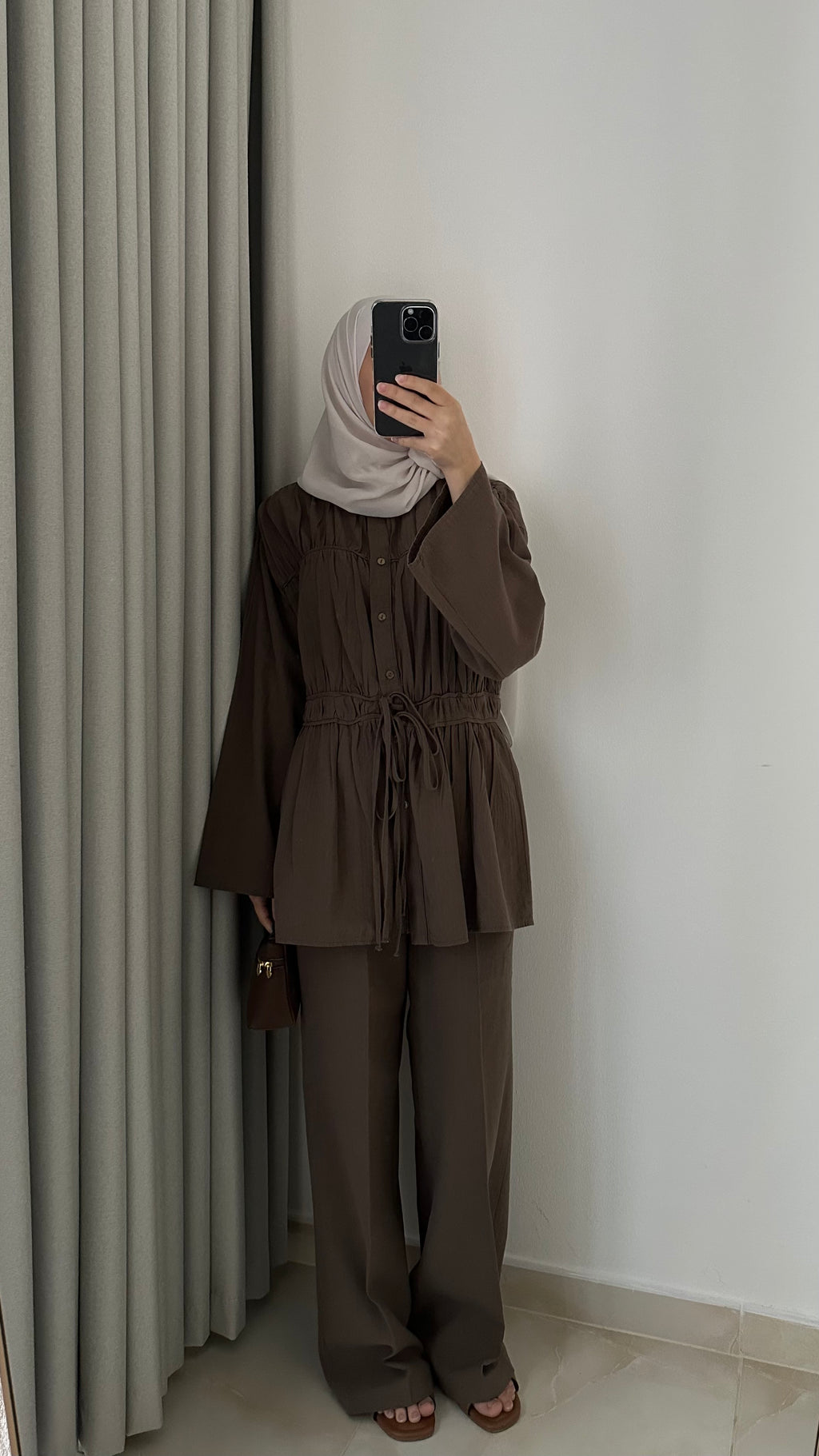 LINORA Set